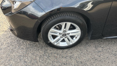 Toyota Corolla 1.8 VVT-i Hybrid Icon Tech 5dr CVT Hybrid Hatchback